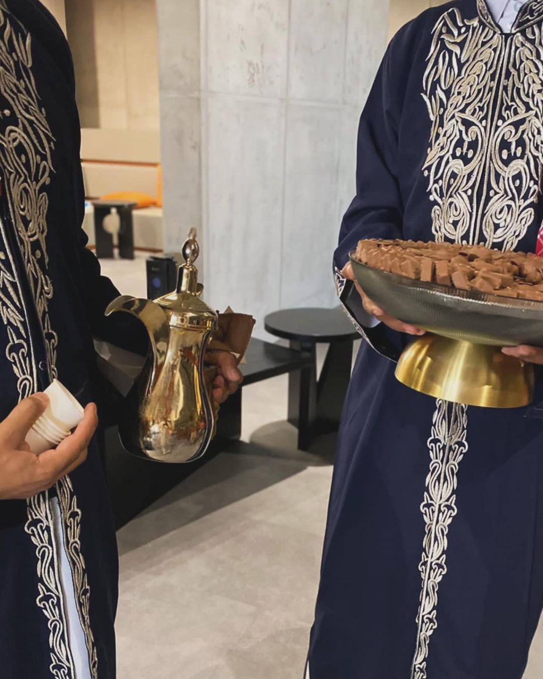 اقرب محل قهوجيين بالرياض: تجربة القهوة الأصيلة في قلب العاصمة